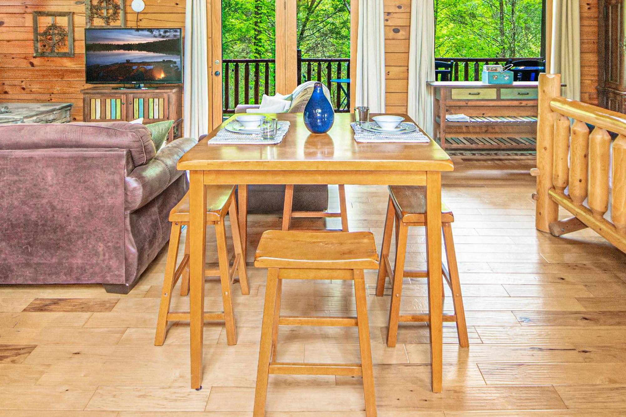 Love Me Tender Studio Cabin Sevierville Esterno foto