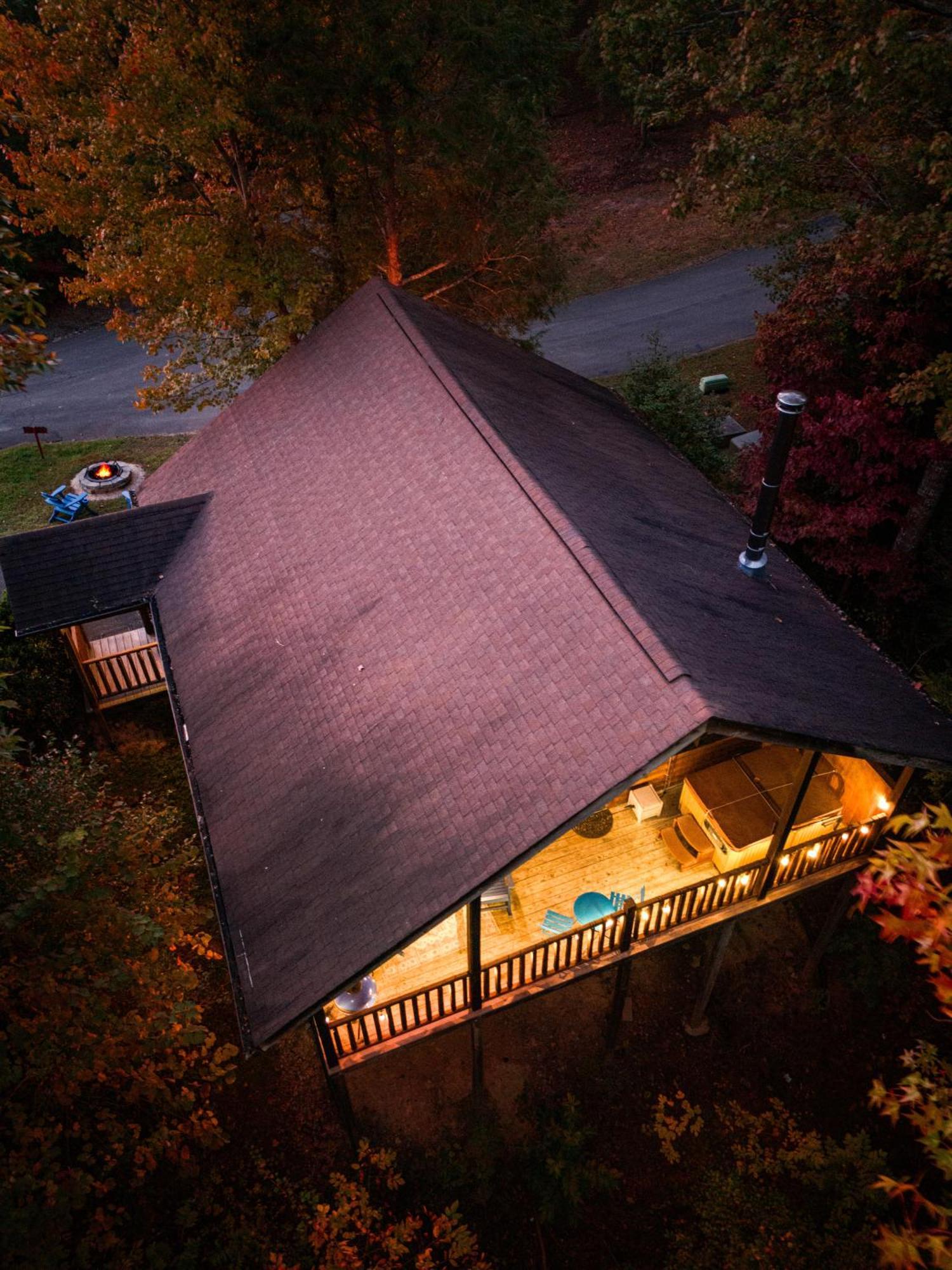 Love Me Tender Studio Cabin Sevierville Esterno foto